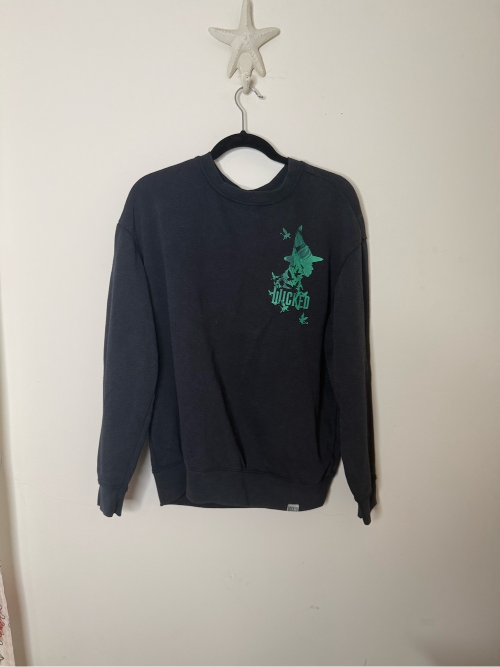 Charcoal Women's Graphic Crewneck Sweatshirt with Green Print